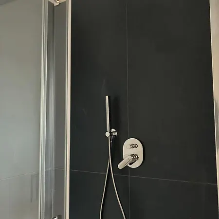 Apartamento New Freedom Tram 150m *
