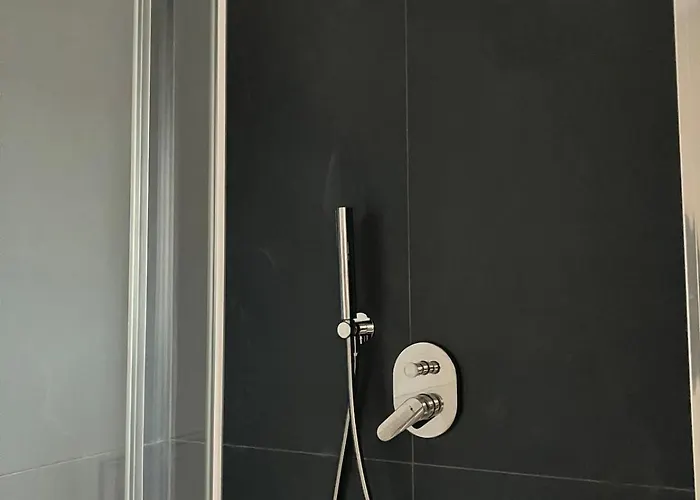 Apartament New Freedom Tram 150m *