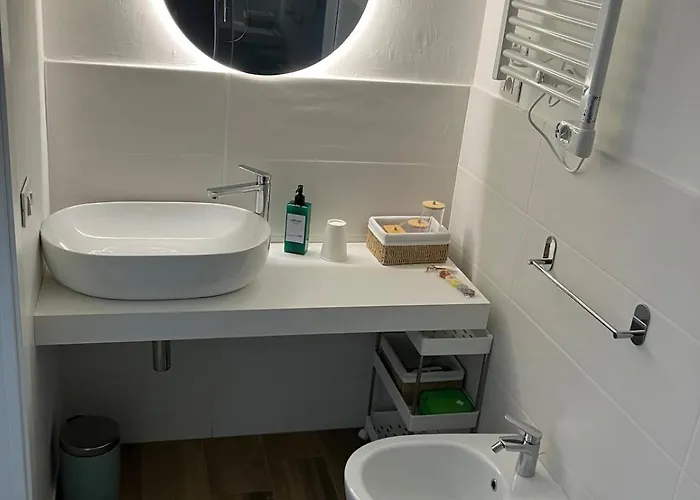 Apartament New Freedom Tram 150m *